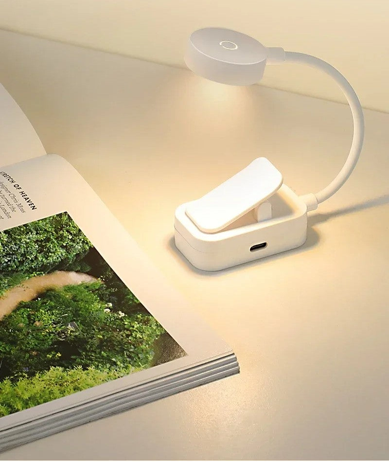 Mini-Clip-Buchlampe – Tragbares LED-Nachtlicht mit Augenschutz & 3 Farbmodi für entspanntes Lesen überall