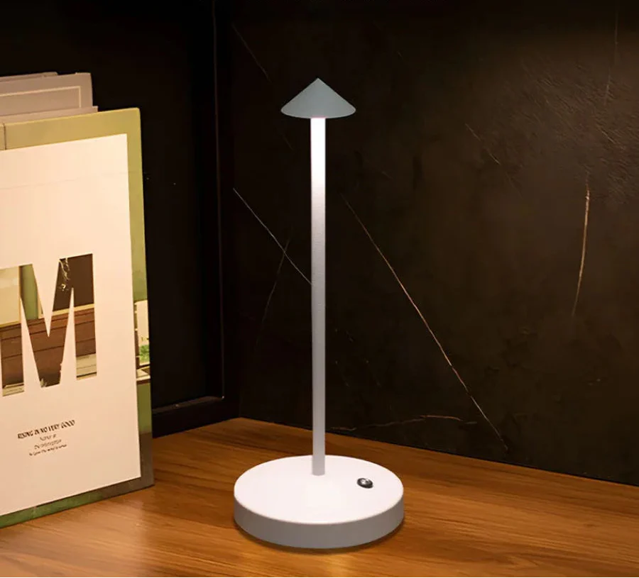 Wiederaufladbare LED-Tischlampe mit Touch-Sensor – Stilvolles Licht für jeden Raum