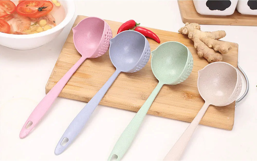 2-in-1 Küchenlöffel mit langem Griff & Sieb – Praktisches Kochutensil für Suppen & Hot Pot