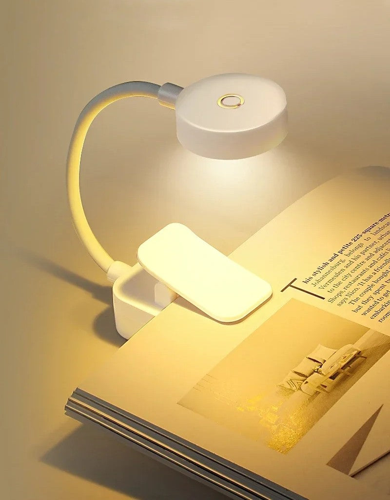 Mini-Clip-Buchlampe – Tragbares LED-Nachtlicht mit Augenschutz & 3 Farbmodi für entspanntes Lesen überall