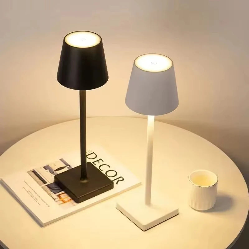 Wiederaufladbare LED Tischlampe mit Touch-Schalter – 3-stufig dimmbar & kabellos für stilvolle Atmosphäre