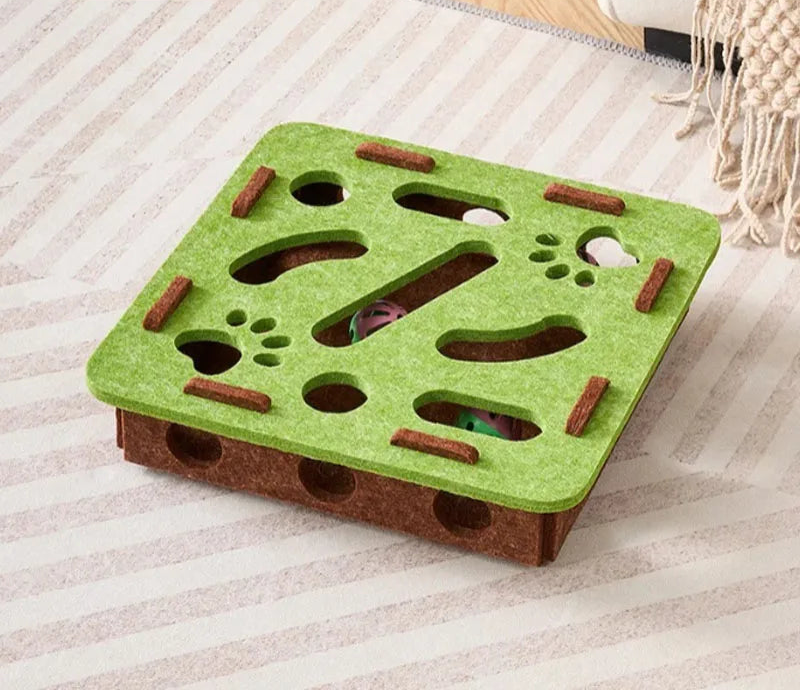 Kratzbaum mit interaktivem Spielzeug – Der perfekte Indoor-Spielplatz für glückliche Katzen
