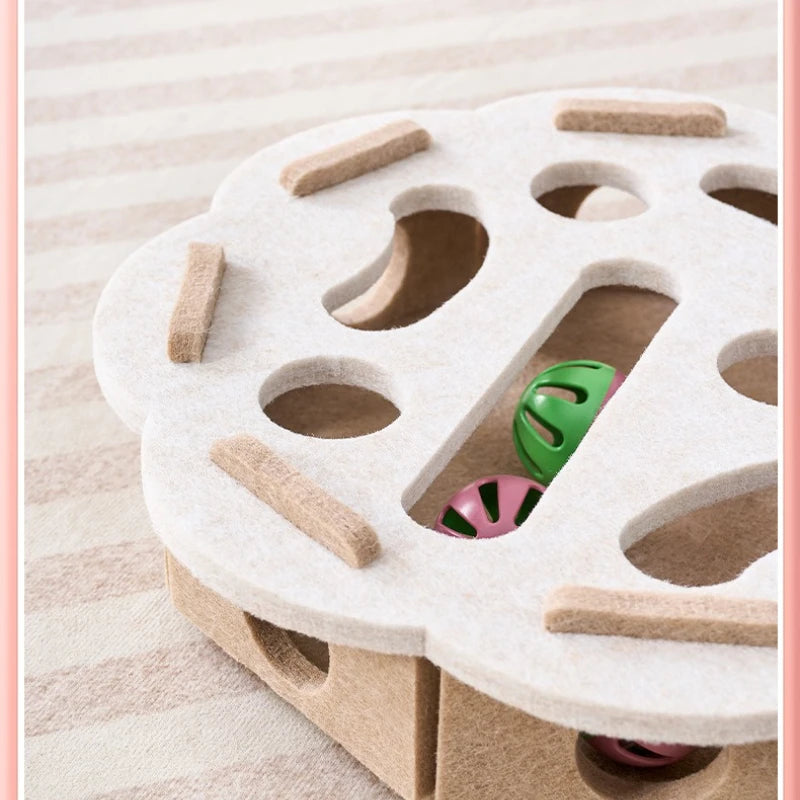 Kratzbaum mit interaktivem Spielzeug – Der perfekte Indoor-Spielplatz für glückliche Katzen